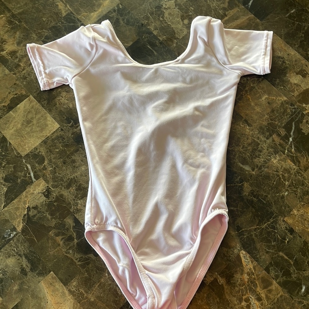 Mondor Dance Suit Size 6X-7❤️❤️